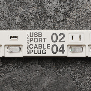 CABLE PLUG & USB PORT WHITE