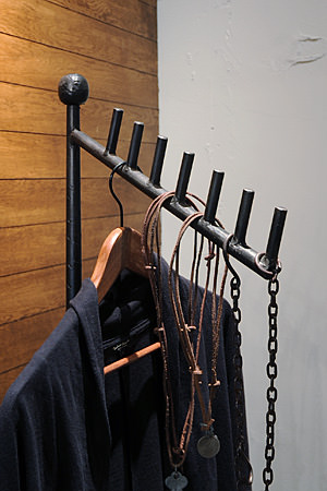 Iron Hanger Rack KUWA