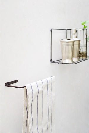 Joseph Iron Towel Hanger