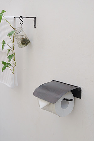 Rough Iron Toilet Paper Holder　Cover
