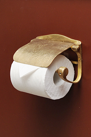 Rustic Deco Toilet Paper Holder 3 Brass